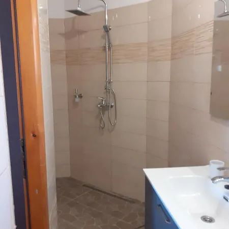 With Private Parking And Breakfast,seaview Willa Volosko