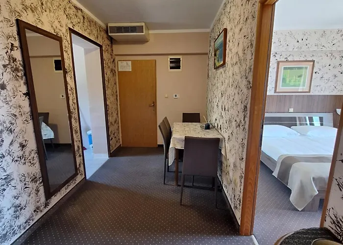 Villa With Private Parking And Breakfast,seaview *