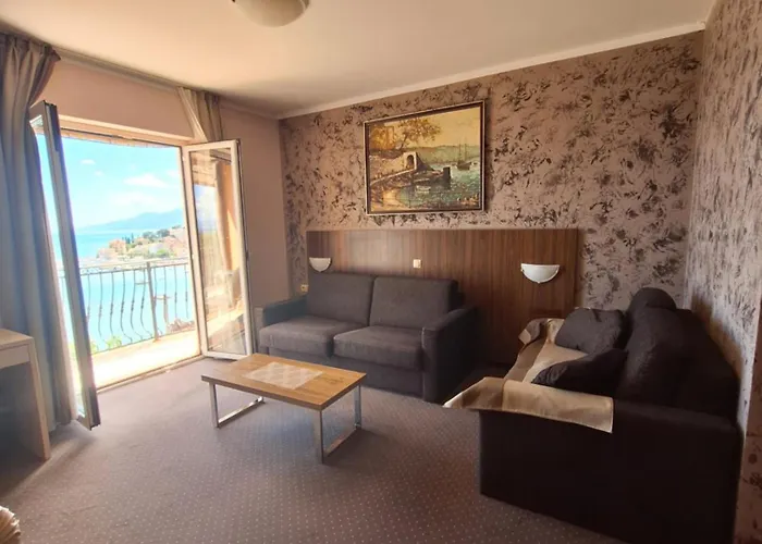 Villa With Private Parking And Breakfast,seaview Volosko