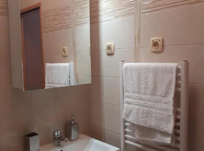 With Private Parking And Breakfast,seaview فيلة